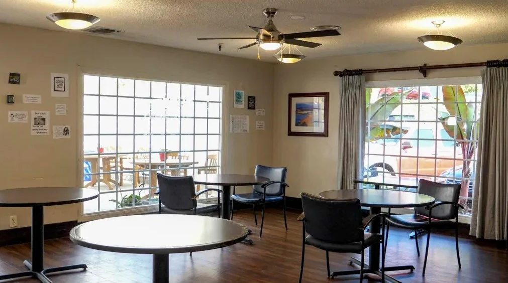 Image of Mission Hills Post Acute Care (9)