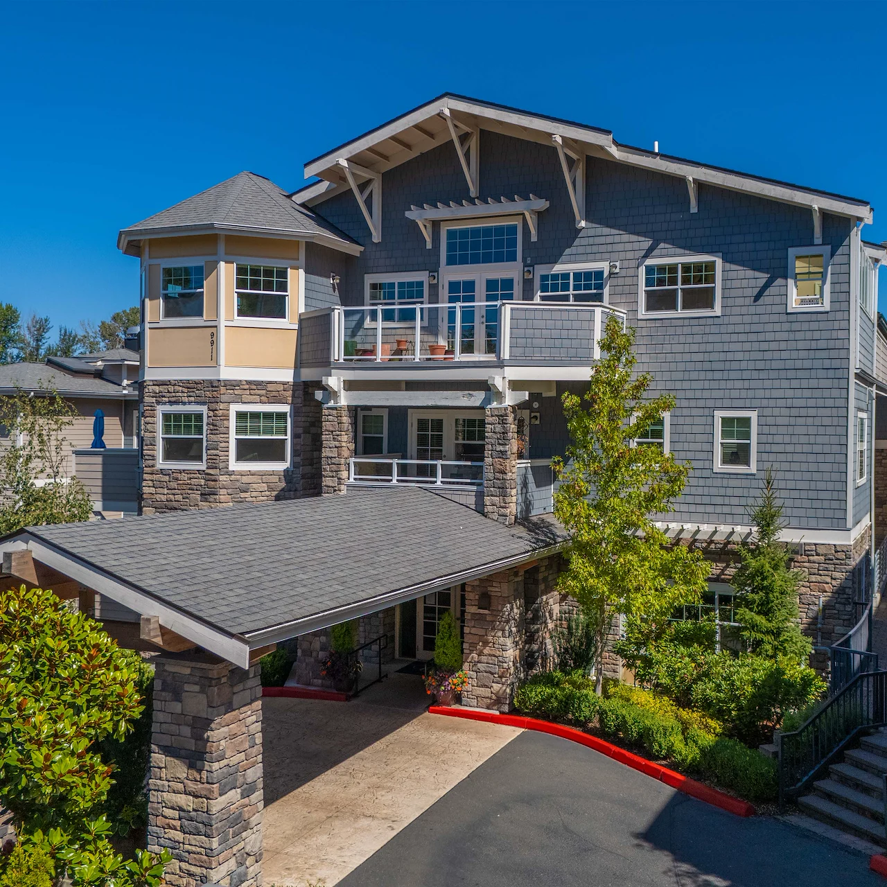 Chateau Bothell Landing in Bothell, WA, front exterior