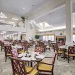 Steeplechase Gracious Retirement Living Hawthorn Senior Independent Living in Oxford, Florida dining room