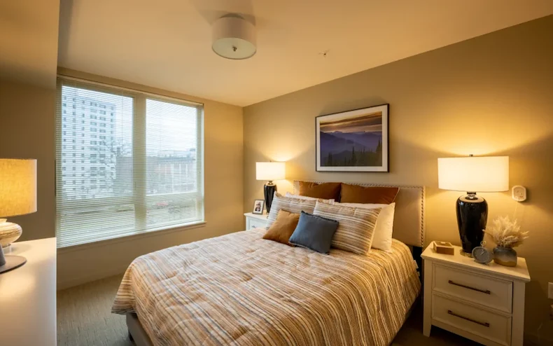 Image of Merrill Gardens at Wright Park (8)