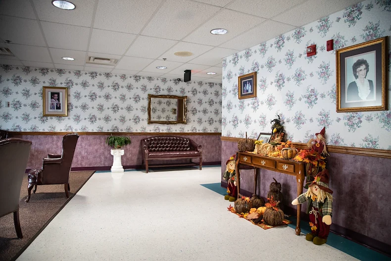 Image of Autumn Lake Healthcare At Crystal Springs (2)