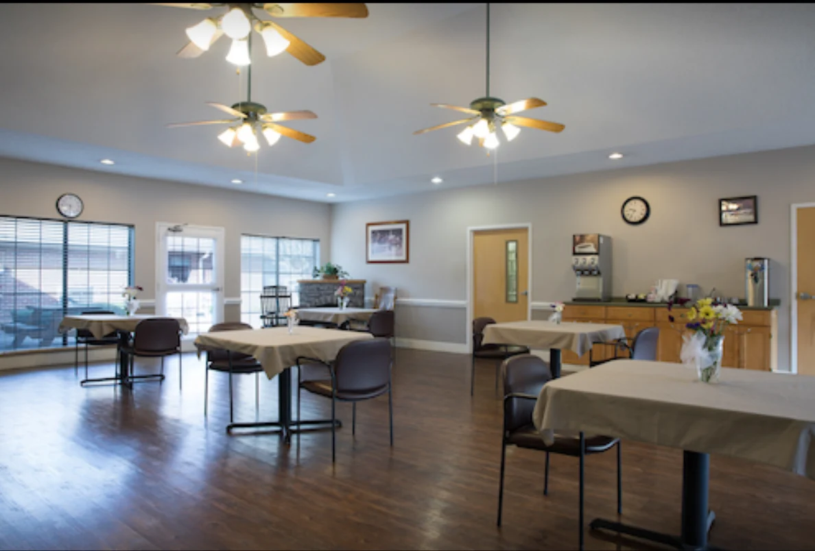 Image of Autumn Care of Waynesville (7)