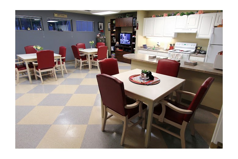 Image of Oswego Place by Bonaventure (8)