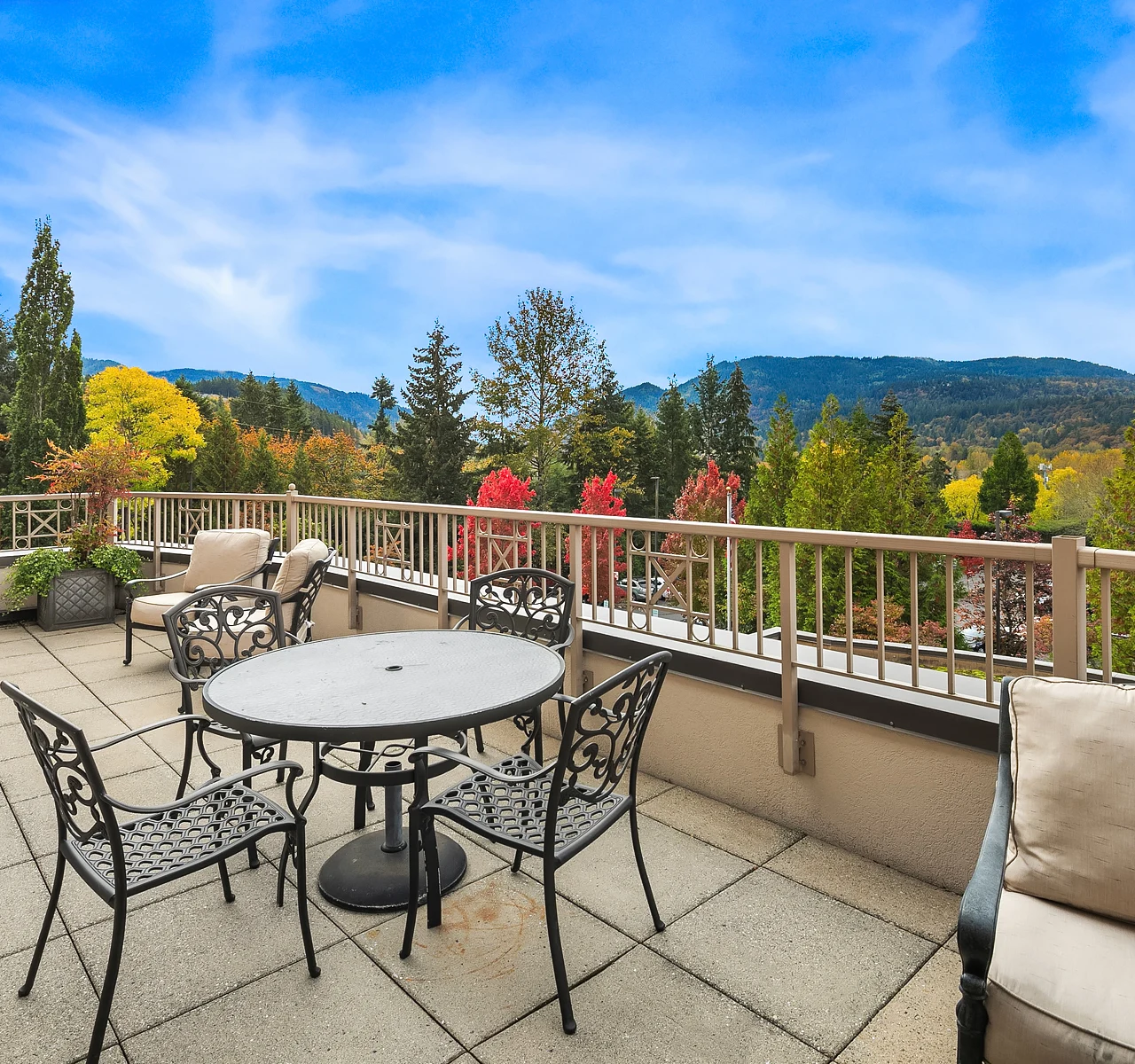 Image of University House Issaquah (3)
