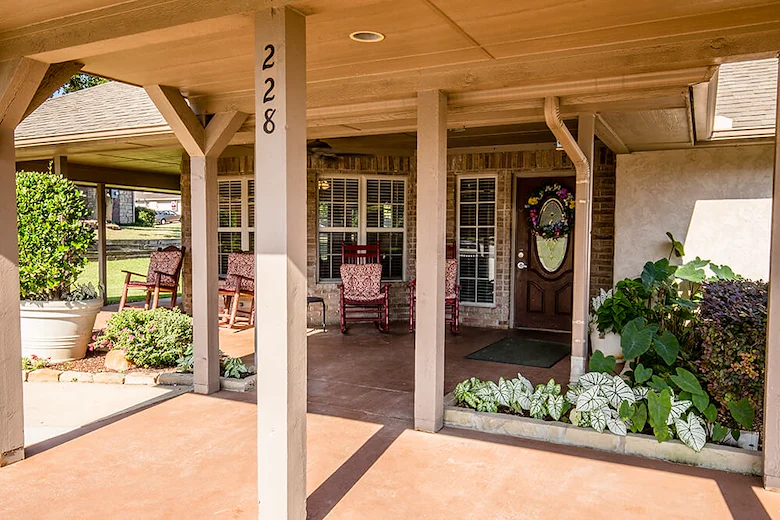 Image of Autumn Hill Manor (3)