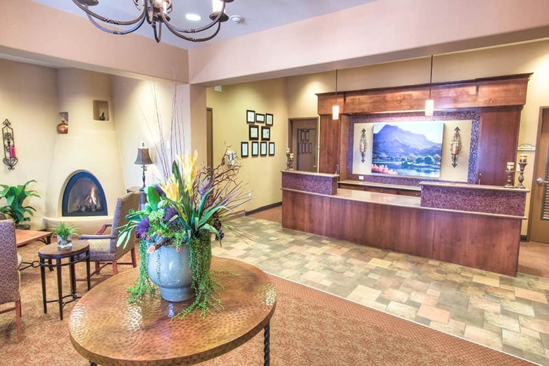 Image of Lake View Terrace Memory Care Residence (4)