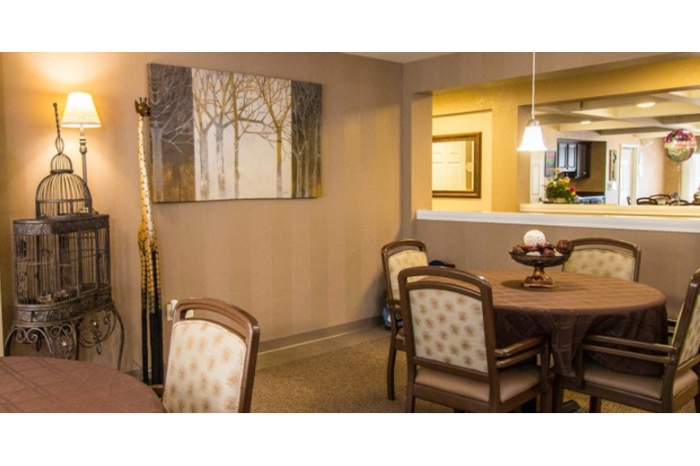 Image of The Views of Cedar Rapids - RidgeView Assisted Living (4)