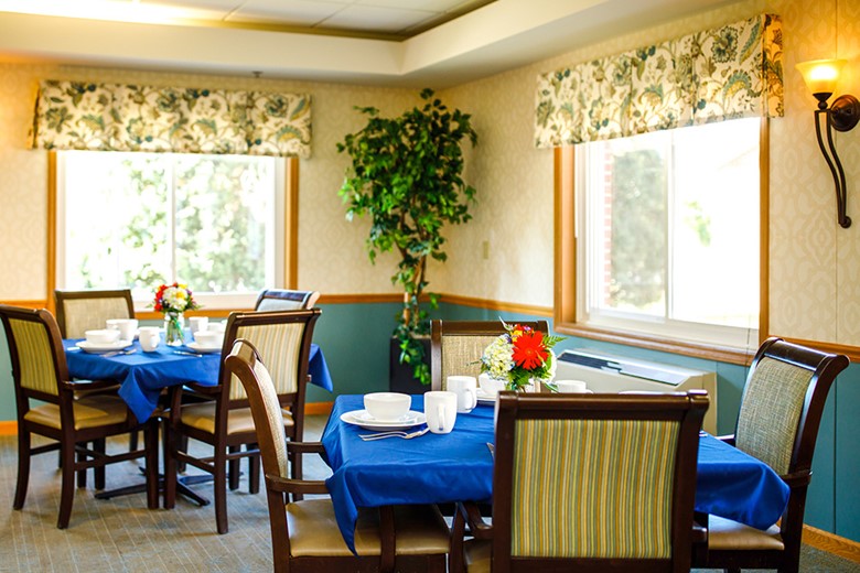 Image of Tallgrass of Sun Prairie Senior Living (4)