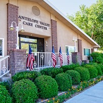 antelope-valley-care-center-image-1