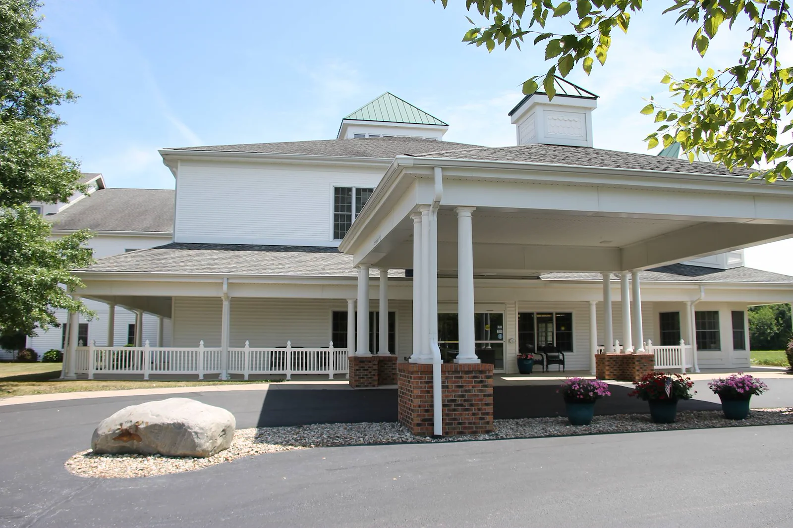 Image of Southfield Village Healthcare (2)