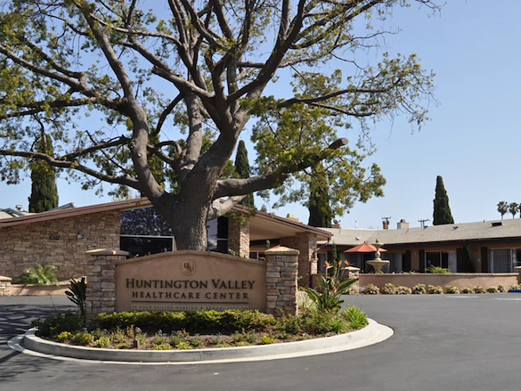 Image of Huntington Valley Healthcare Center (1)