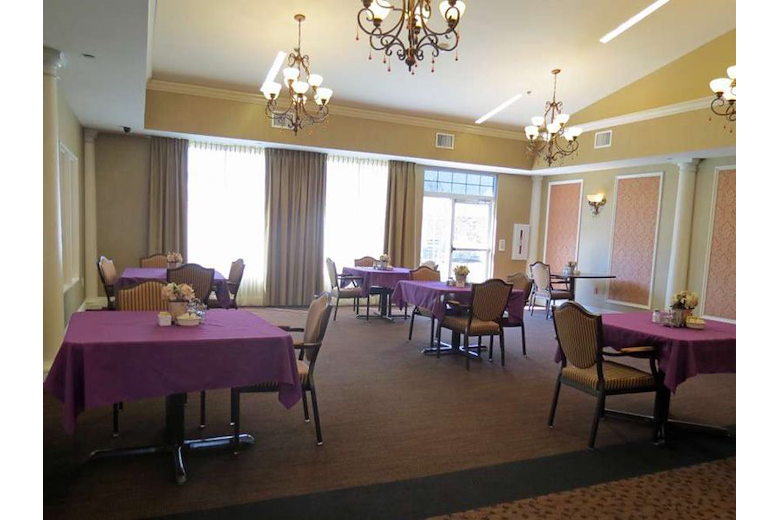 Image of Amherst Meadows Skilled Nursing And Rehab (2)