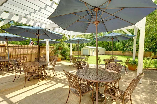 Image of Ridgeland Place (9)