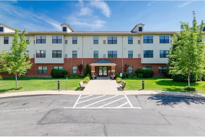Image of River Roads Manor (1)