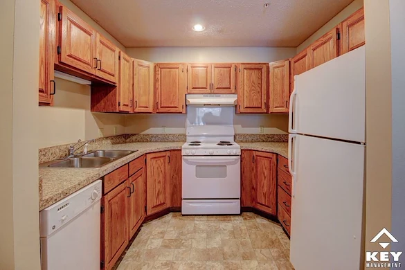 Image of Regal Plaza (4)