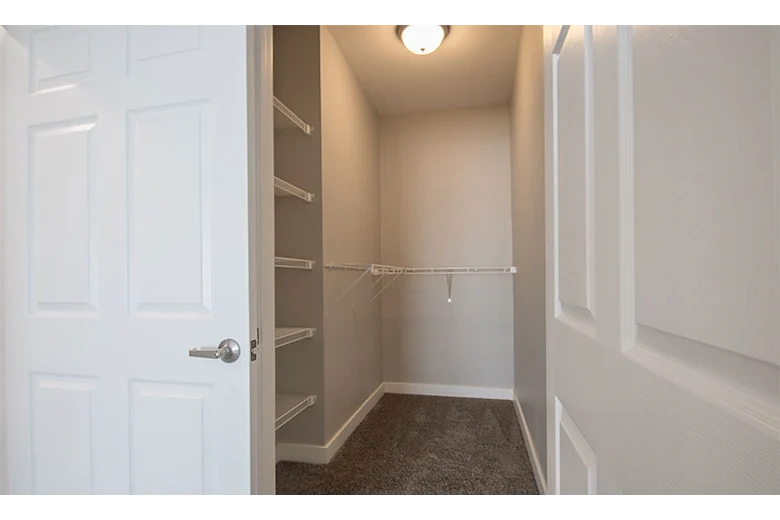 Image of The Residence at Overlook Ridge (8)