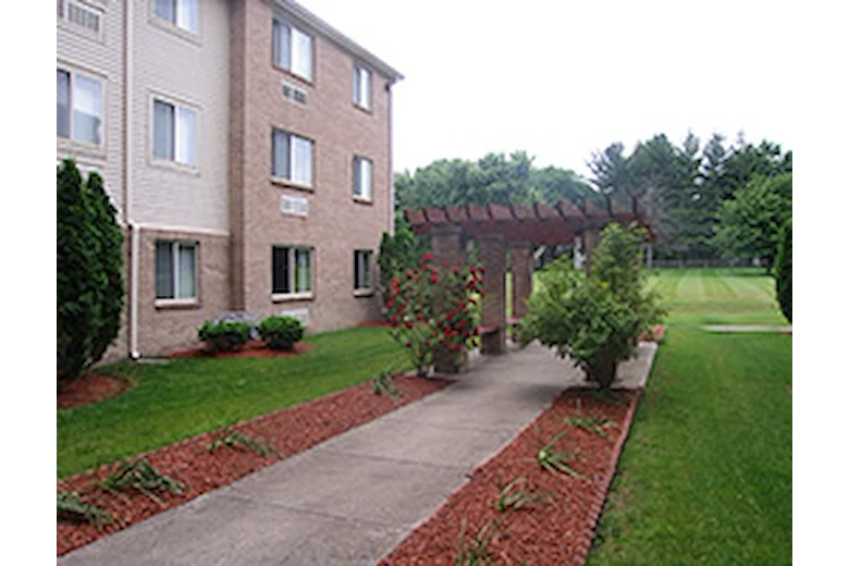 Image of Adam & Bruce Apartments (5)