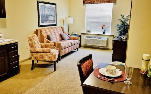 Image of Oak Pointe of Maryville (2)
