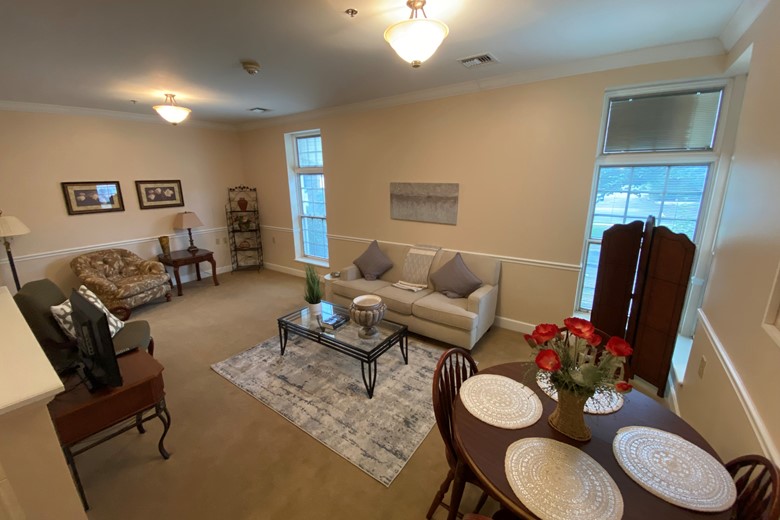 Image of Avia Senior Living Center (7)