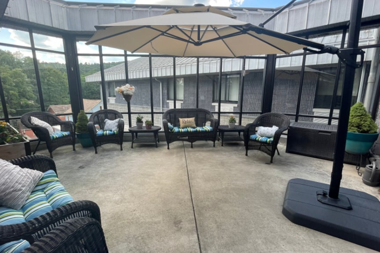 Image of Belle Reve Senior Living Center (9)