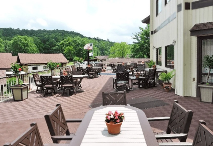 Image of Lake Forest of Hot Springs Healthcare (1)