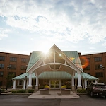 Glacier Hills Senior Living front entrance