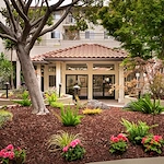 Image of Holiday Warburton Place (2)