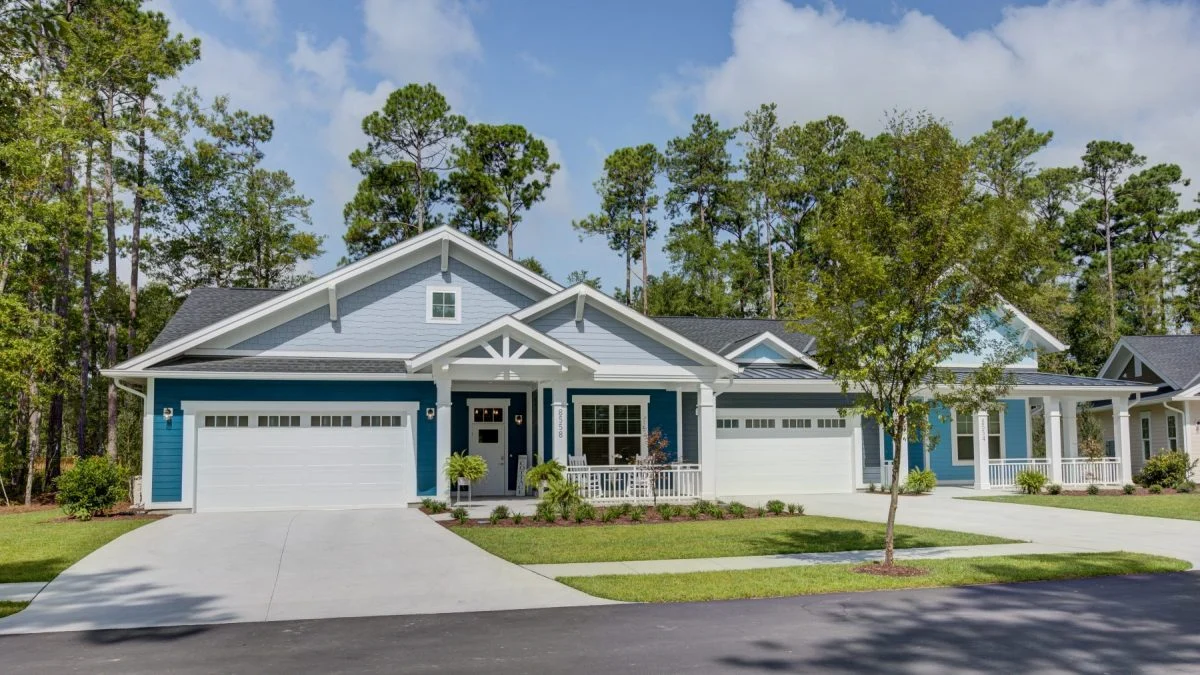 Image of The Davis Community (6)