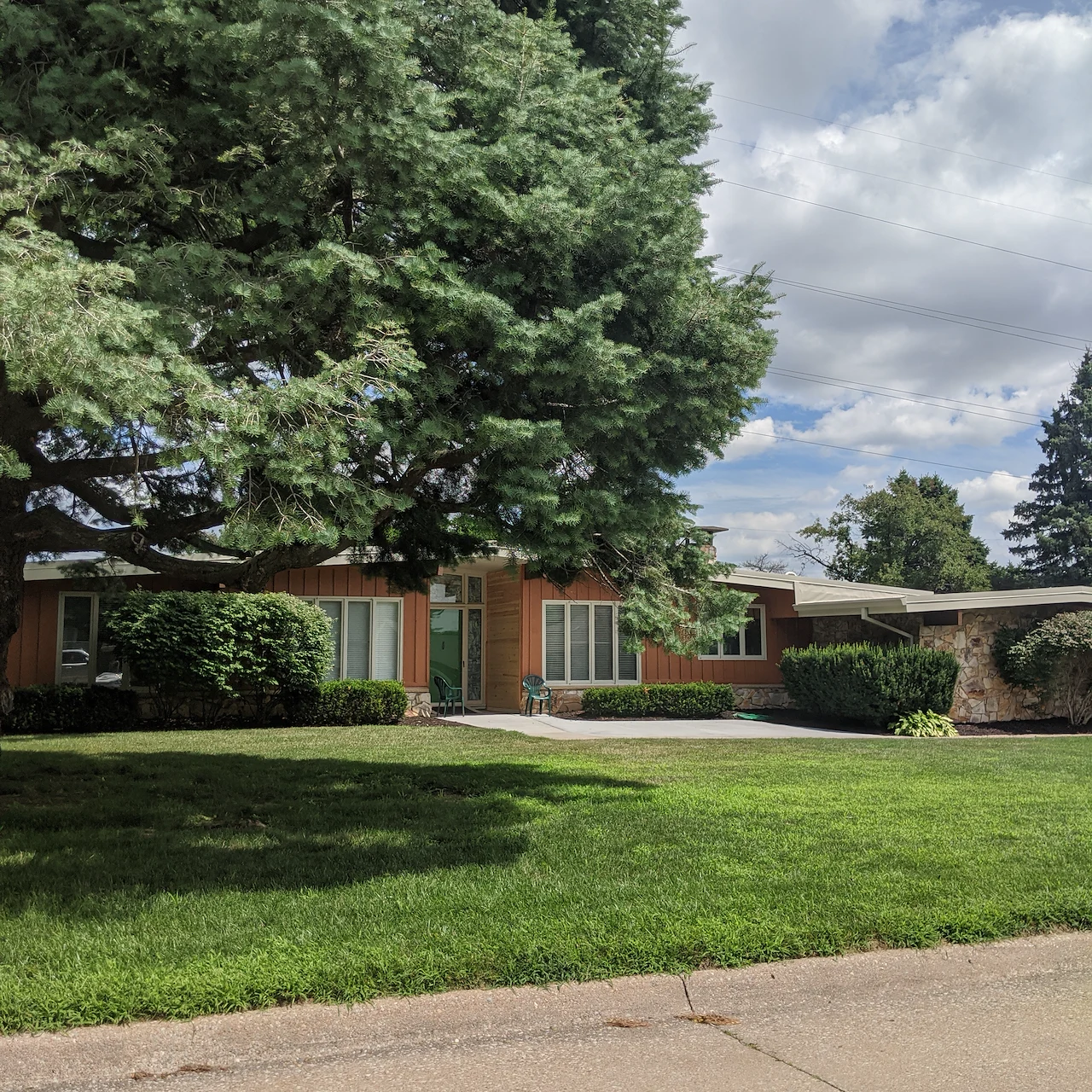 Legato Living Residential Memory Care at Eastridge senior living community offering assisted living, memory care,adult day services, and respite care in Omaha, NE, exterior