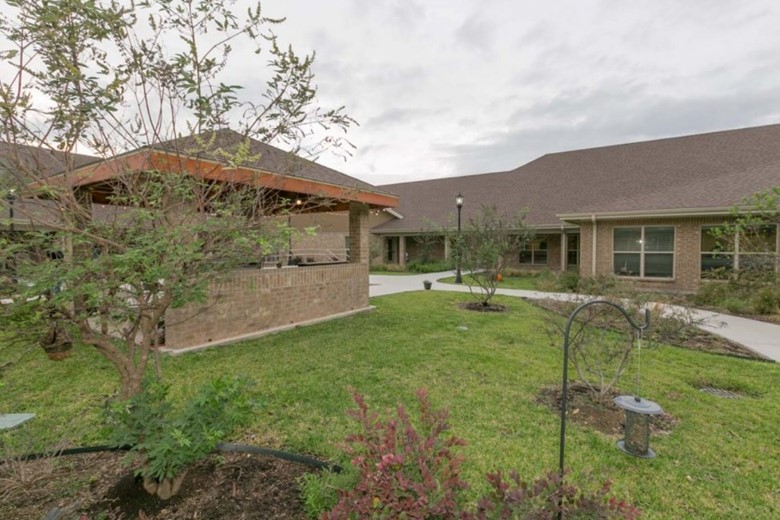 Image of Legend Oaks Healthcare And Rehabilitation - New Br (1)
