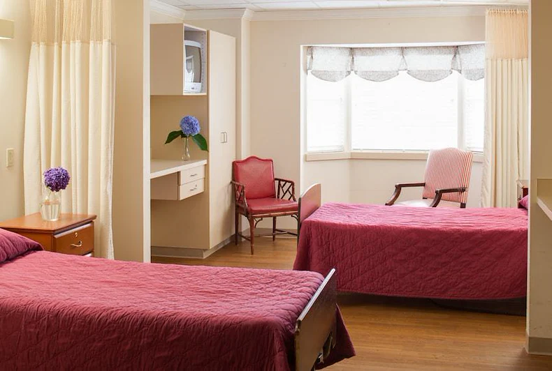 Image of Everett Center (3)