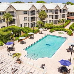 Image of Veranda Club (2)