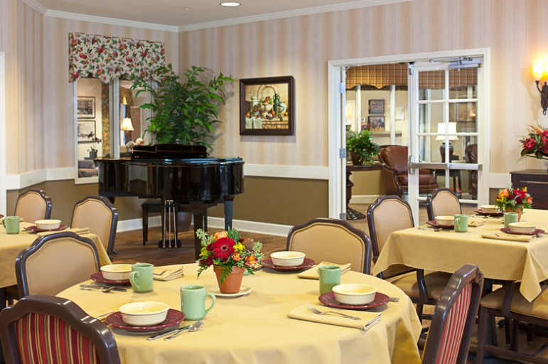 Image of The Laurel at Vernon Hills Memory Care (4)