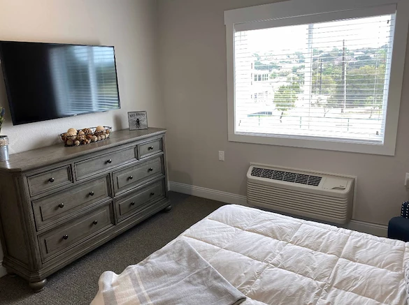 Image of Beehive Homes of Crownridge (5)