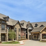 Image of American House Town and Country (1)