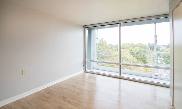 Image of Skyline Manor (7)