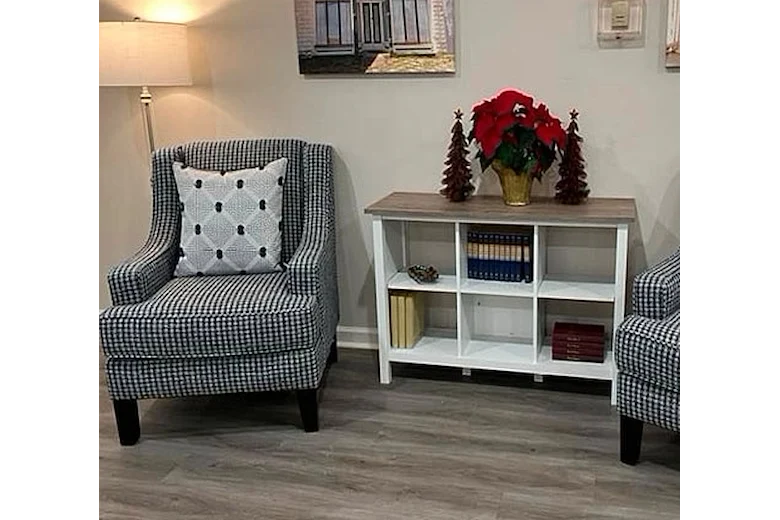 Dream Catcher Senior Living, assisted living community in Jackson, GA, entryway with seating