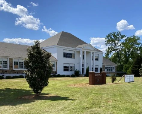 Image of Carillon Oaks Lincoln (1)
