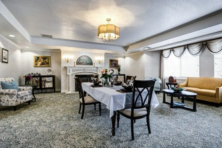 Image of Aegis Living Callahan House (4)