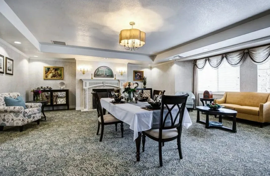 Image of Aegis Living Callahan House (4)