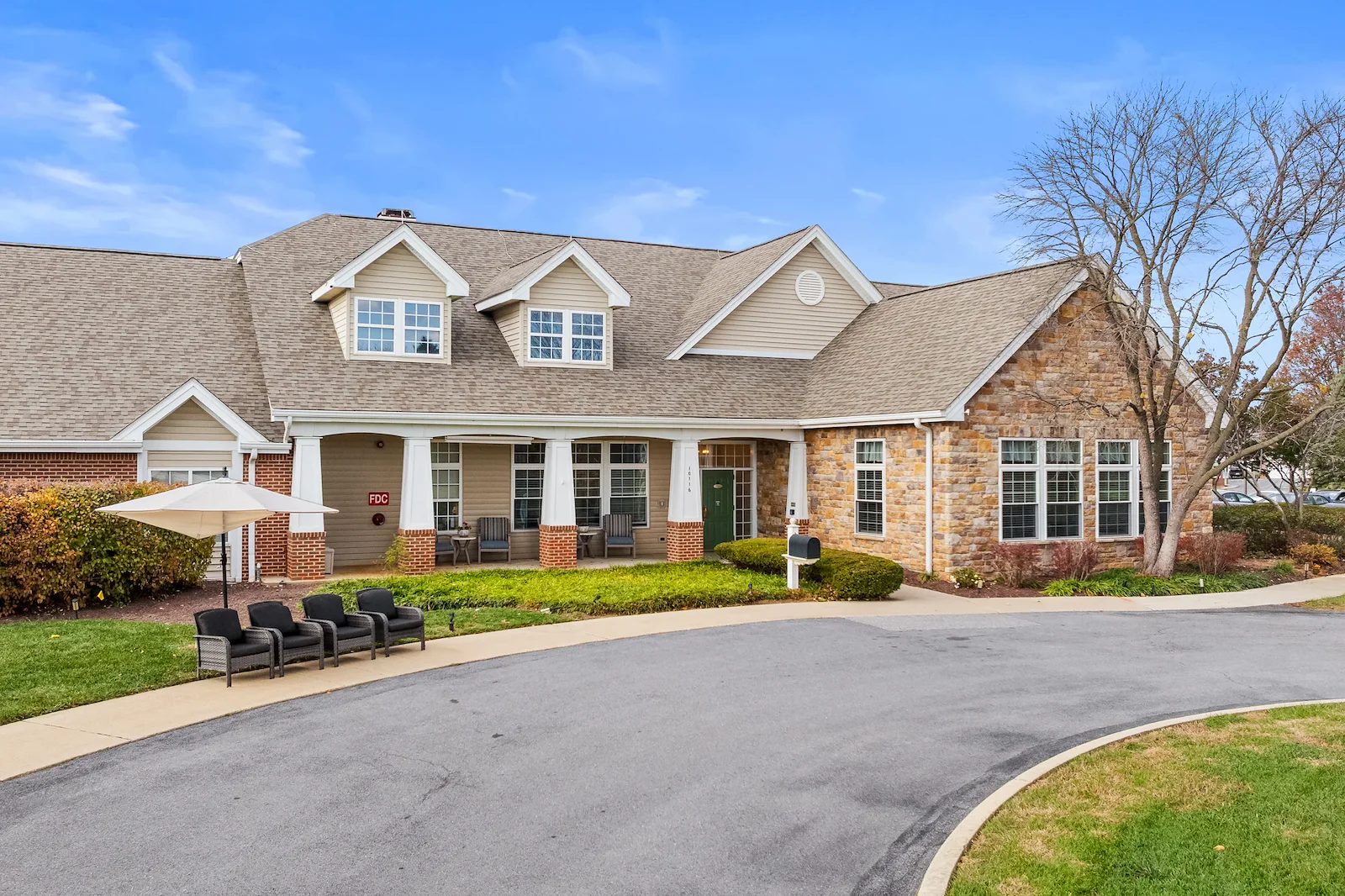 Image of Somerford House & Place Hagerstown (1)