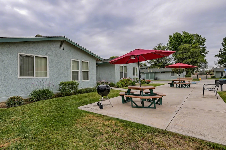 Image of Shafter Senior Manor Apartments (4)