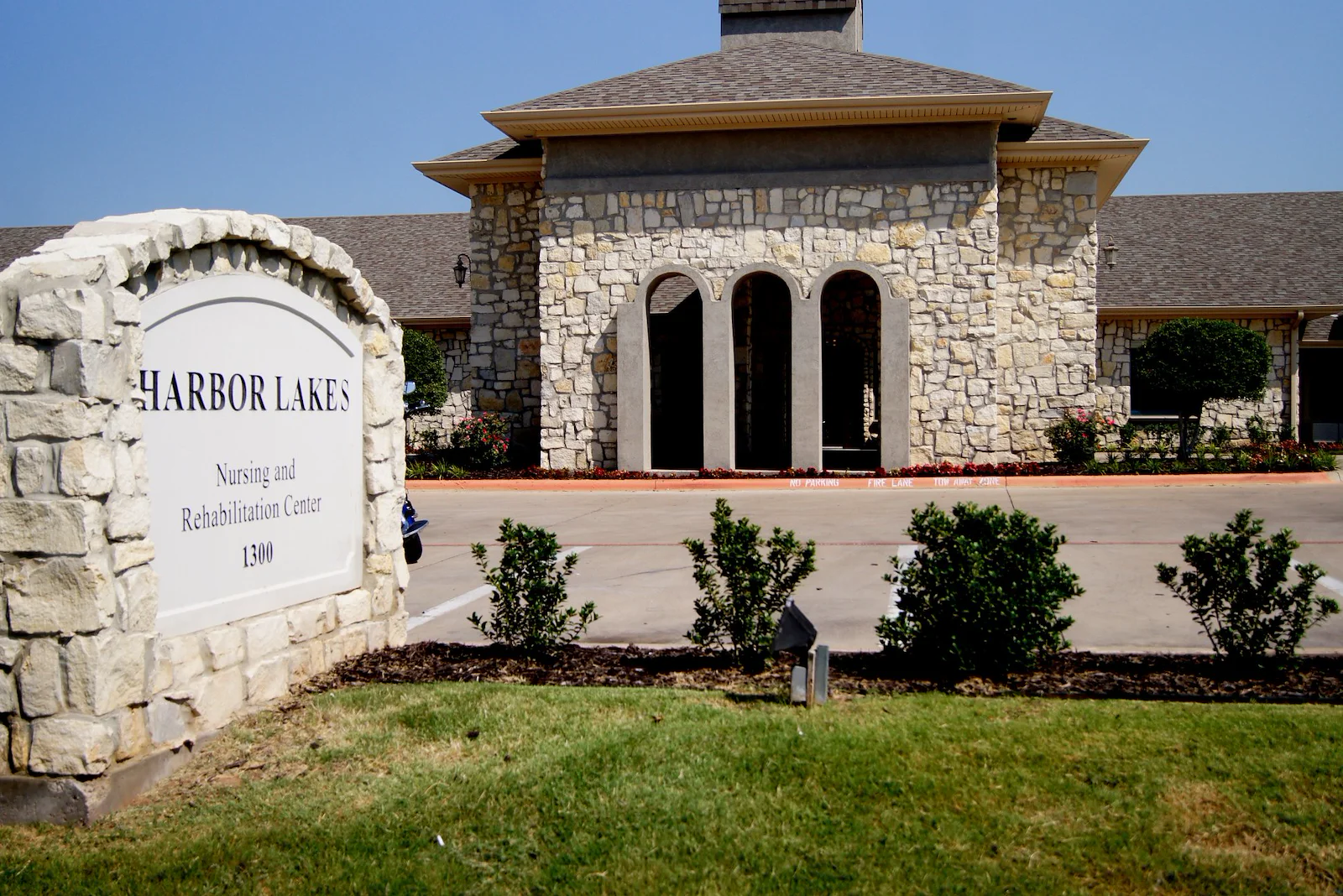 Image of Harbor Lakes Nursing & Rehab (1)