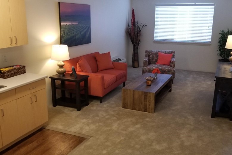 Image of Solstice Senior Living at Apple Valley (6)