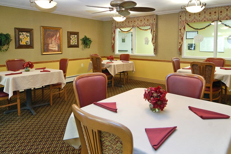 Image of Columbine Manor Care Center (5)