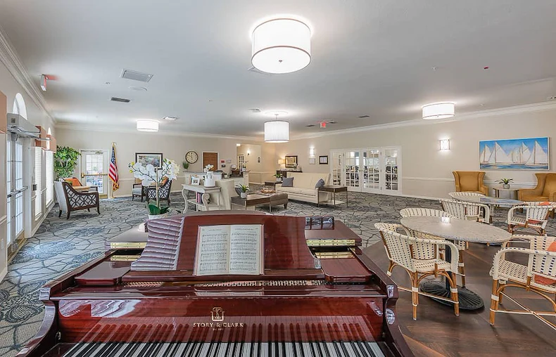 Image of The Colonnade of Carrollwood (5)