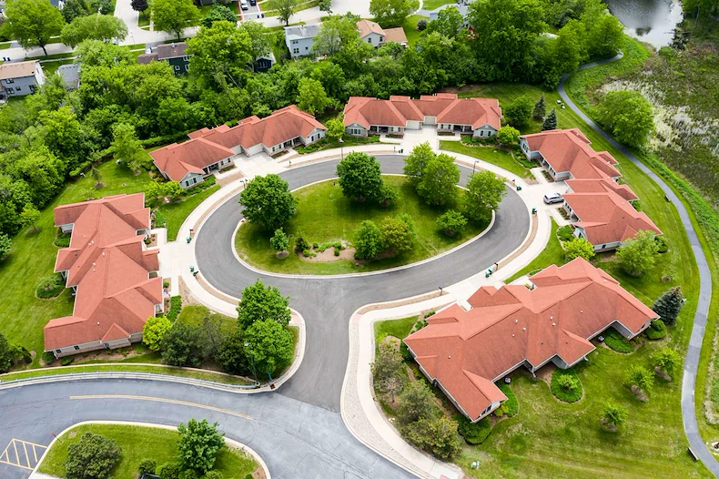 Image of The Oaks at Bartlett Senior Living (1)