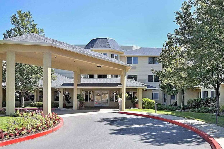 Image of Solstice Senior Living at Auburn (1)