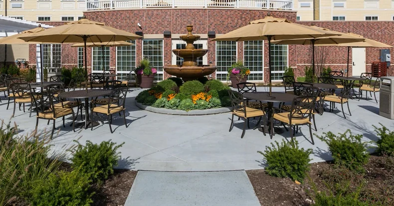 Image of Green Oaks Senior Living (3)