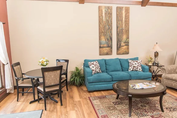 Image of Villas of Holly Brook Marshall (4)